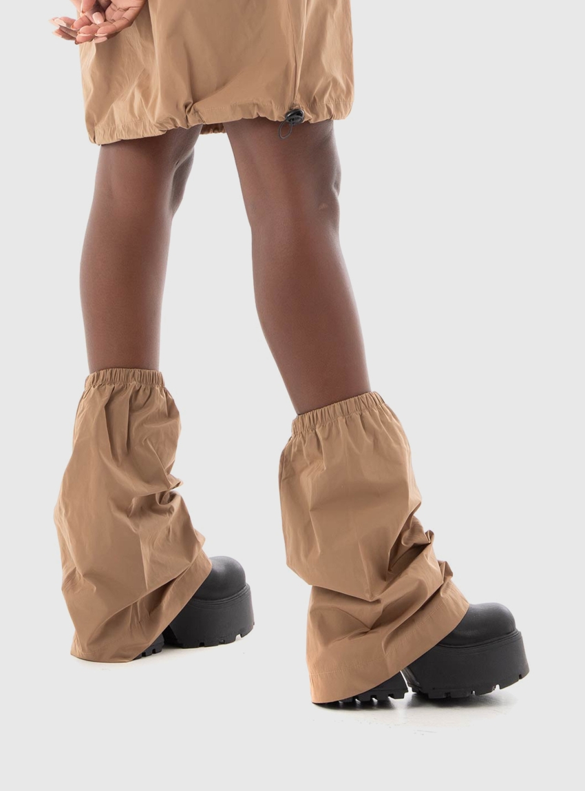 Collectiva Noir Dove Leg Warmers - Dark Beige