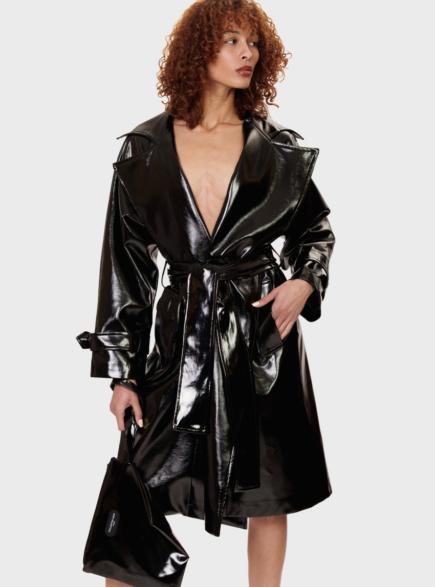 Collectiva Noir Monocle Trench Coat - Black