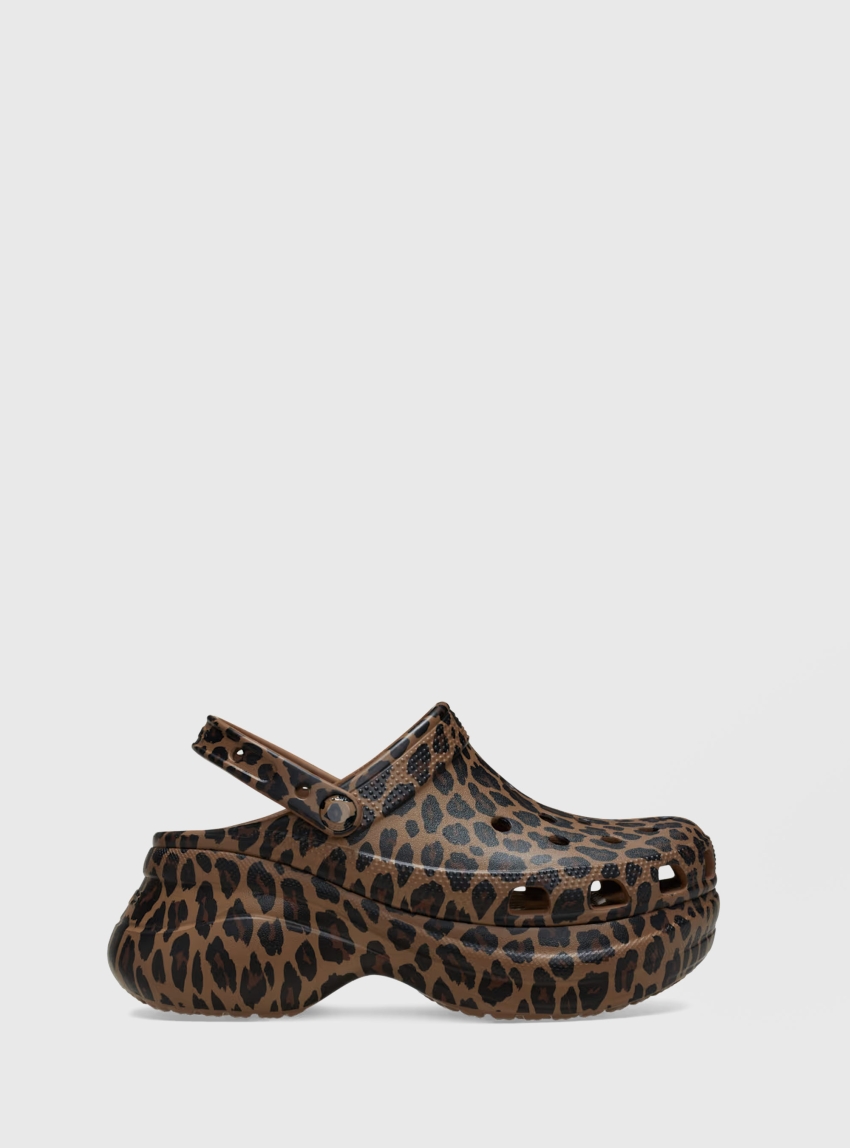Crocs Bae Animal Clogs - Leopard Print