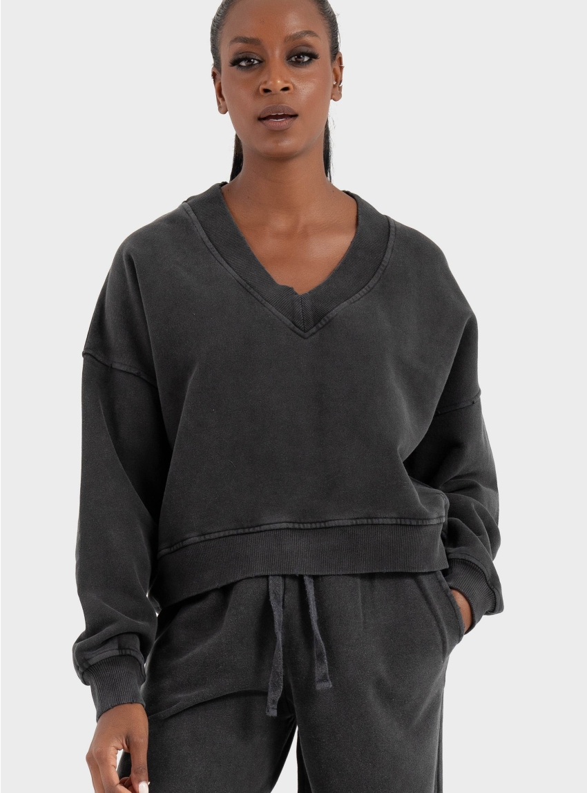 Dirty Laundry Relaxed V-Neck Crewneck - Washed Black