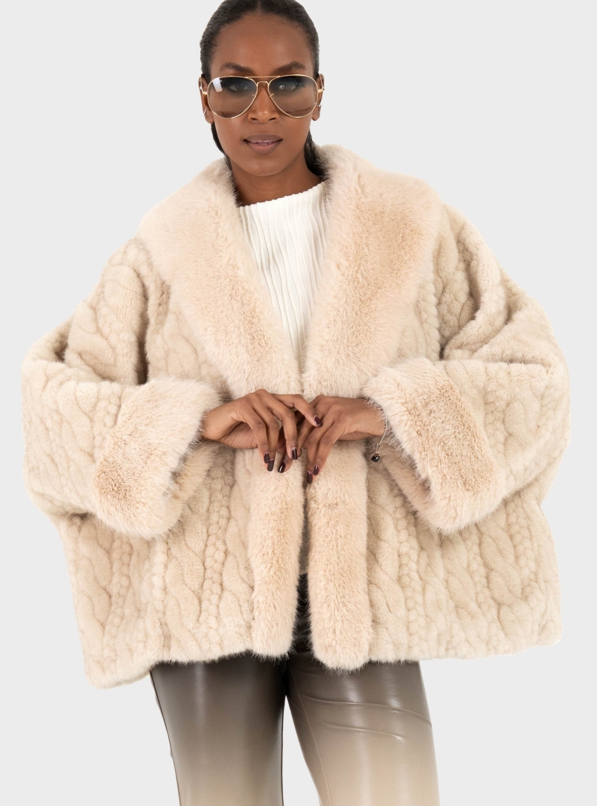 Souvenir Faux Fur Coat - Light Beige